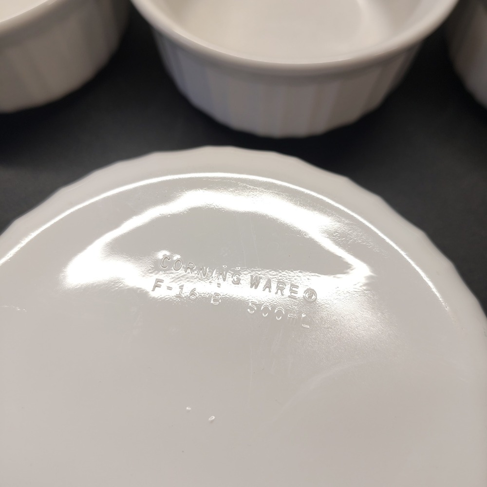 Corning Ware Ramekins White French White Set of 6 small and a medium - Picture 4 of 5